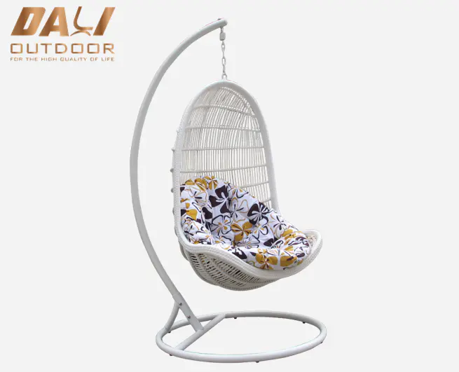 Egg Design Portable Indoor Rattan Patio Swing Chair