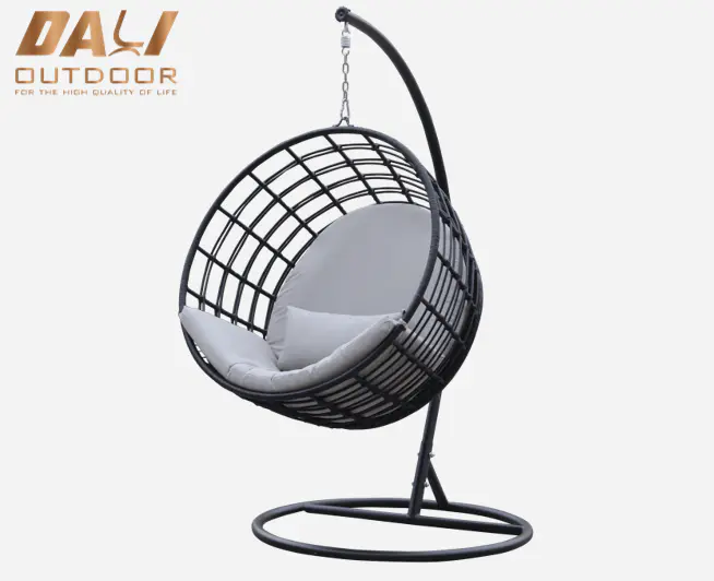New Arrival Metal Hanging Swing Chair Outdoor Wicker Round Hanging Chair 